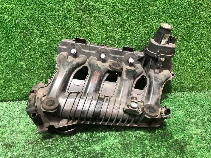 Коллектор впускной Mercedes-Benz C-Class 2006-2013 A2710903037 W204 M271.860