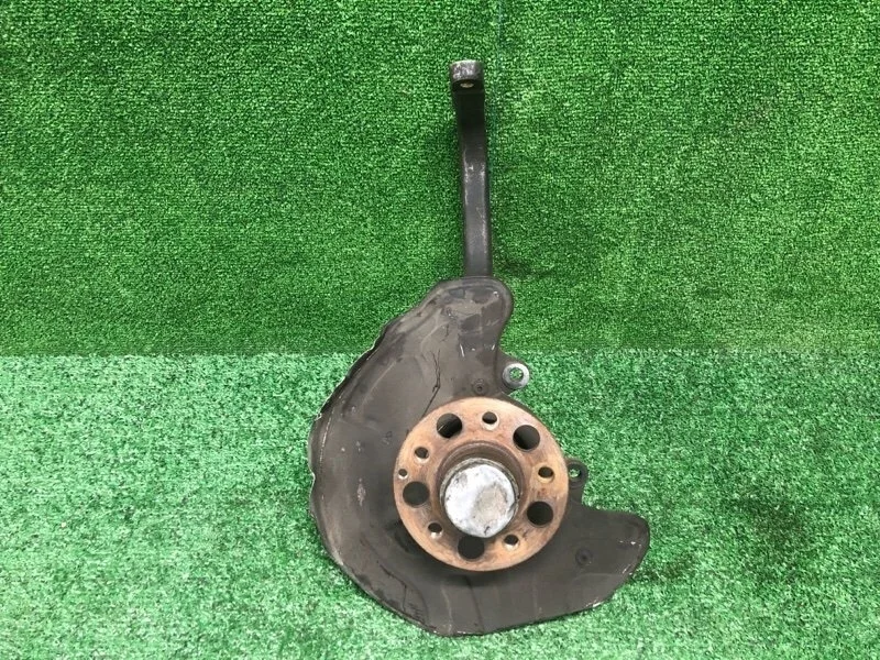 Кулак поворотный Mercedes-Benz E-Class 2006-2010 A2113306420 W211 M271.820, передний левый