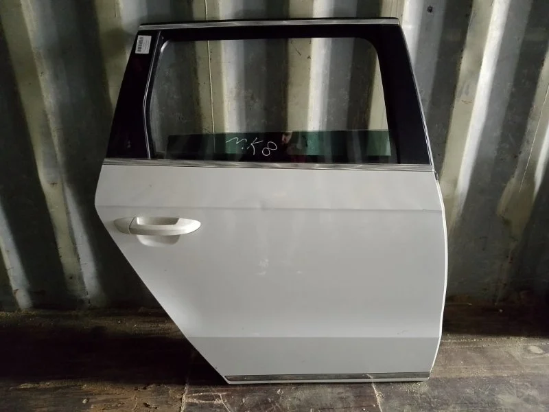 Дверь боковая Volkswagen Passat 3AF833056 B7, задняя правая