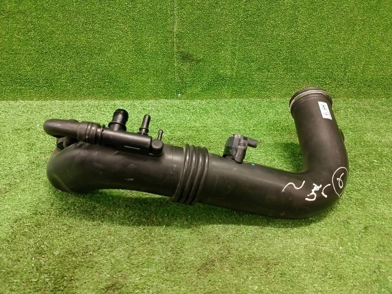 Патрубок впускной системы Mercedes-Benz E200 2012 A2710901929 W212 271.860