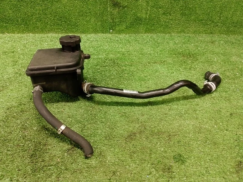 Бачок гидроусилителя руля Mercedes-Benz E200 2012 A0049974552 W212 271.860