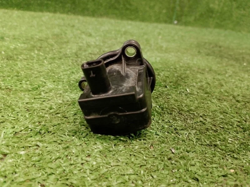 Клапан турбины Mercedes Mercedes-Benz C180 2010 A0001531159 W204 271.860