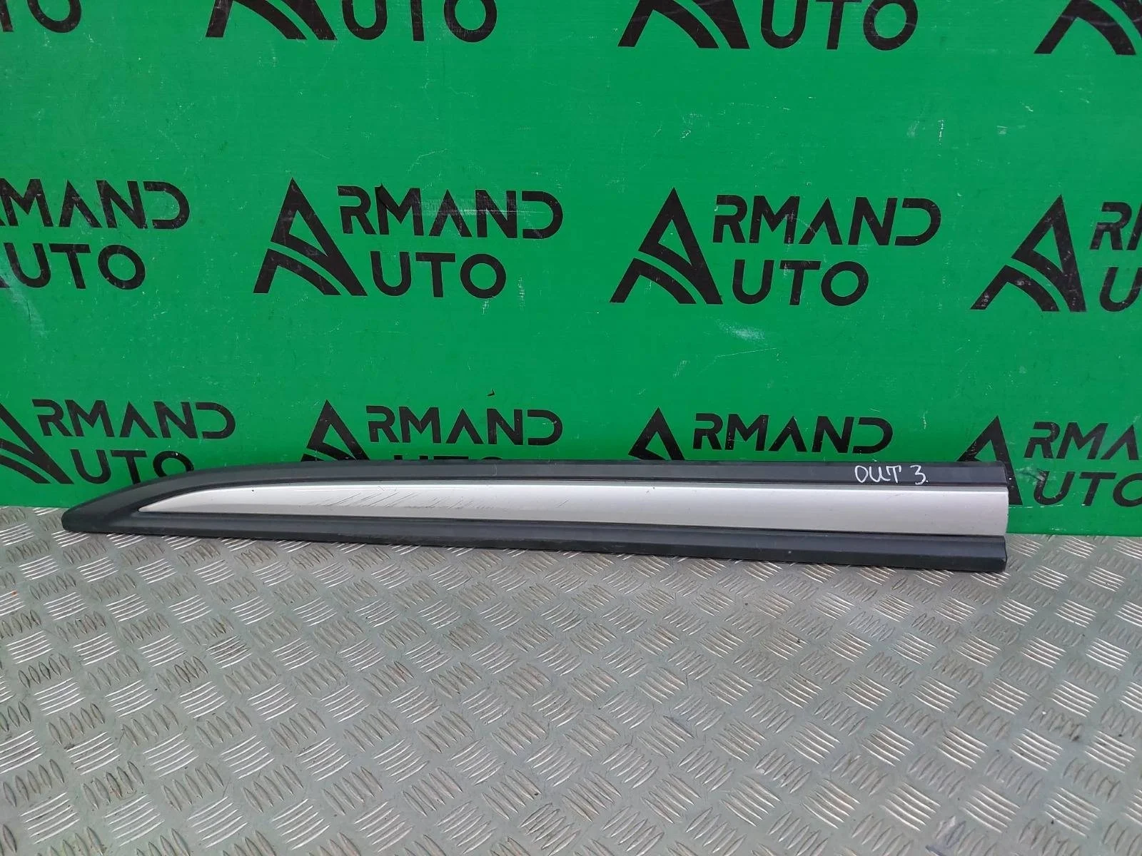 Молдинг двери Mitsubishi Outlander 2015-нв 3