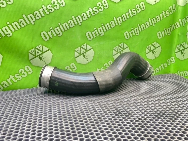 Патрубок интеркулера Mercedes-Benz -Class 2002 W211
