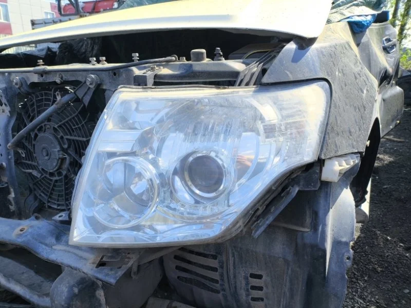 Фара левая Mitsubishi Pajero IV (2006-2019) 2007 Внедорожник