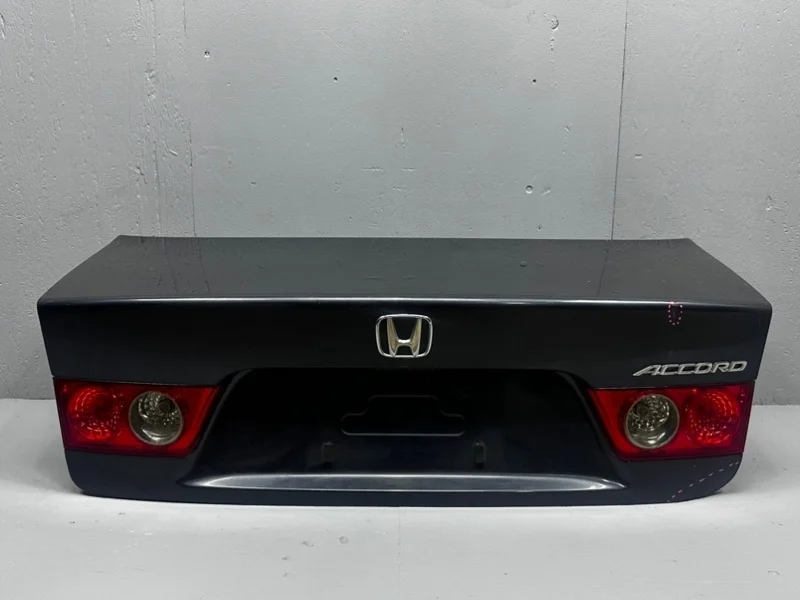 Крышка багажника Honda Accord 7 CL
