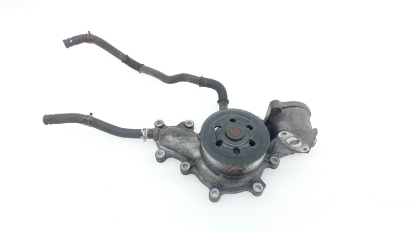 Помпа Toyota Land Cruiser 2012 200