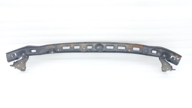Усилитель бампера Toyota Land Cruiser 2012 200