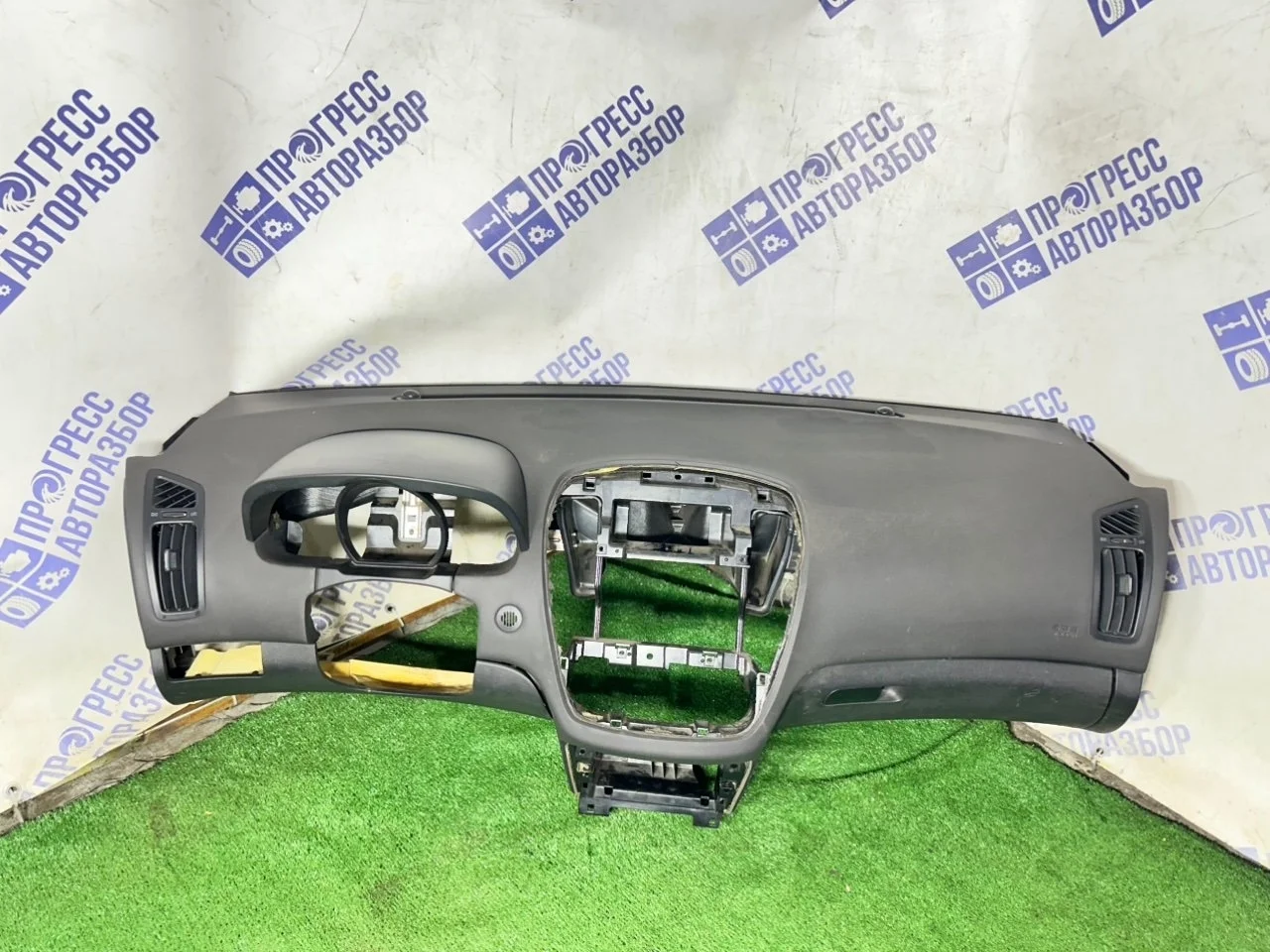 Торпедо Kia Ceed 2008 847101H000EQ ХЭТЧБЕК 1.6 G4FC