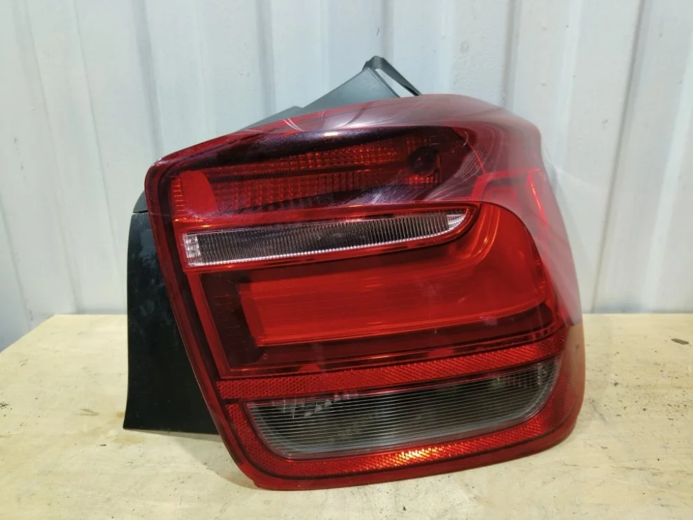 Фонарь BMW 1 2011 F20