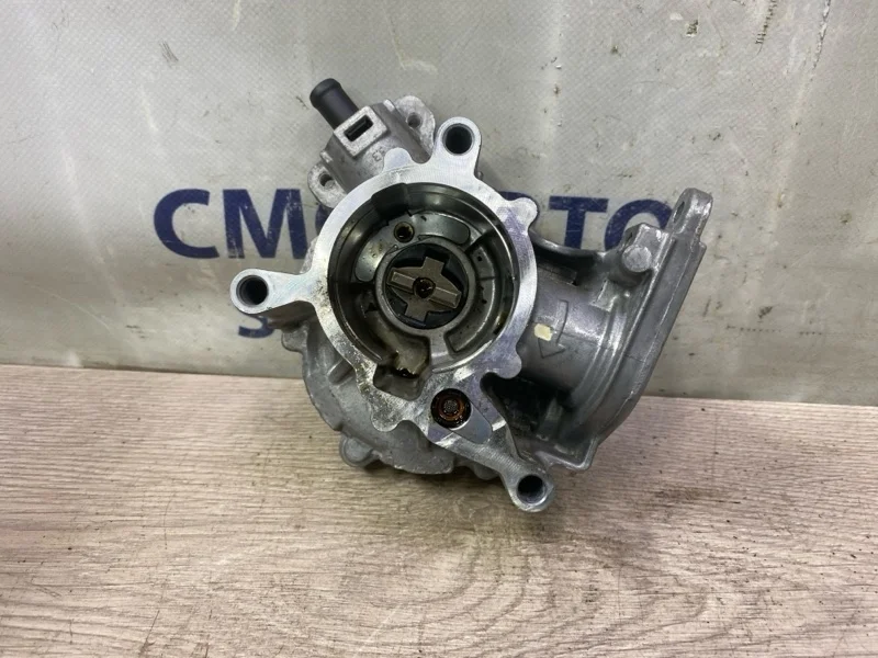 Вакуумный насос Audi A6 2014 06J145100G C7 2.0T CDN