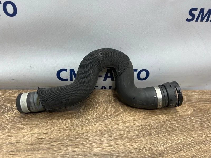 Патрубок охлаждения Audi A8 2011 4H0121101F D4 4.2 CDR