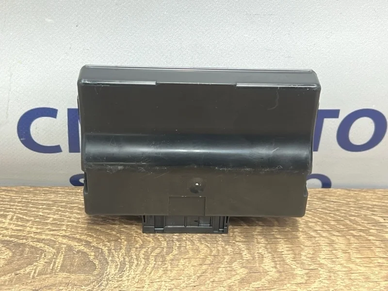 Блок электронный Audi A8 4H0907468D D4 3.0 CGW