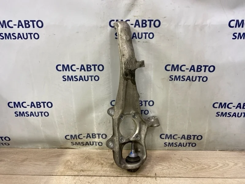 Кулак поворотный Mercedes-Benz Ml A1663300920 W166 642.826, передний левый