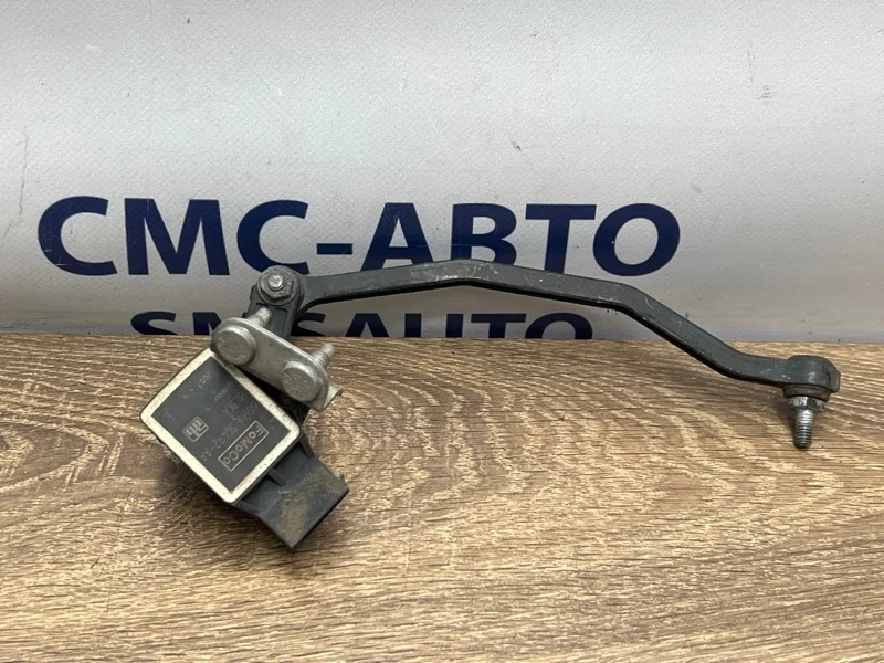 Датчик уровня подвески Volvo S80 31288271 С80 4.4 B8444S, передний левый