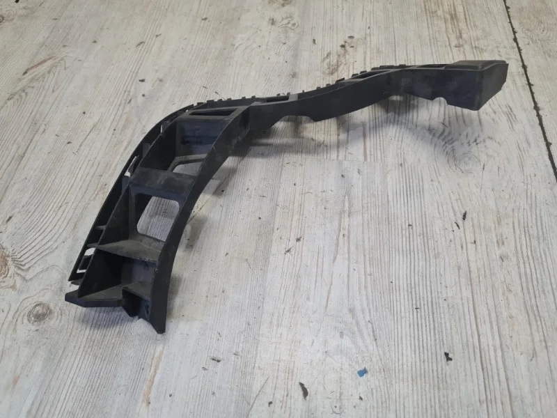 Кронштейн бампера VW Tiguan 1 2012-2018 5N