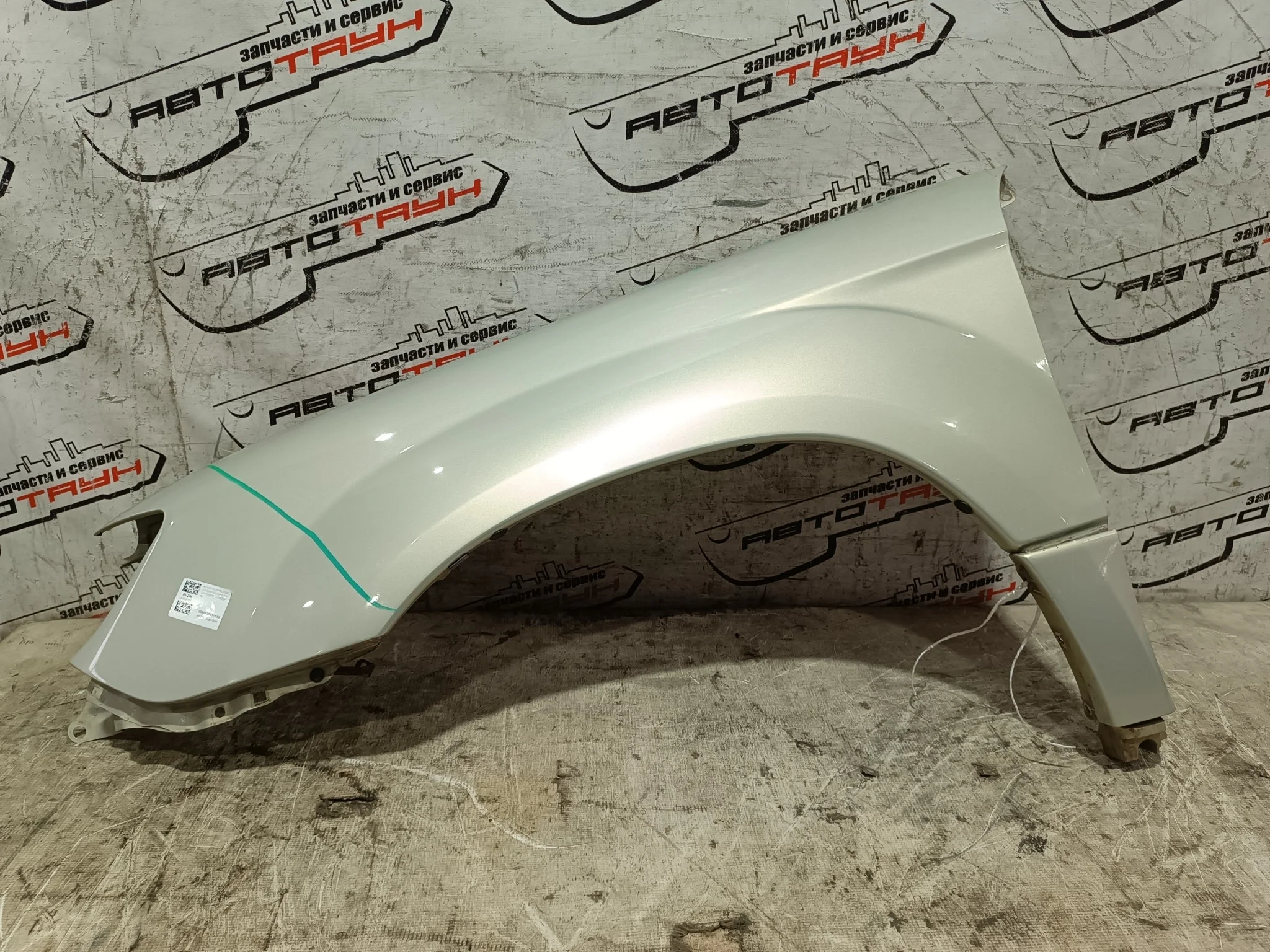 КРЫЛО SUBARU FORESTER SG5 SG9 57110SA0509P ПЕРЕДНЕЕ ЛЕВОЕ 2 МОДЕЛЬ серебро, 39J XE238