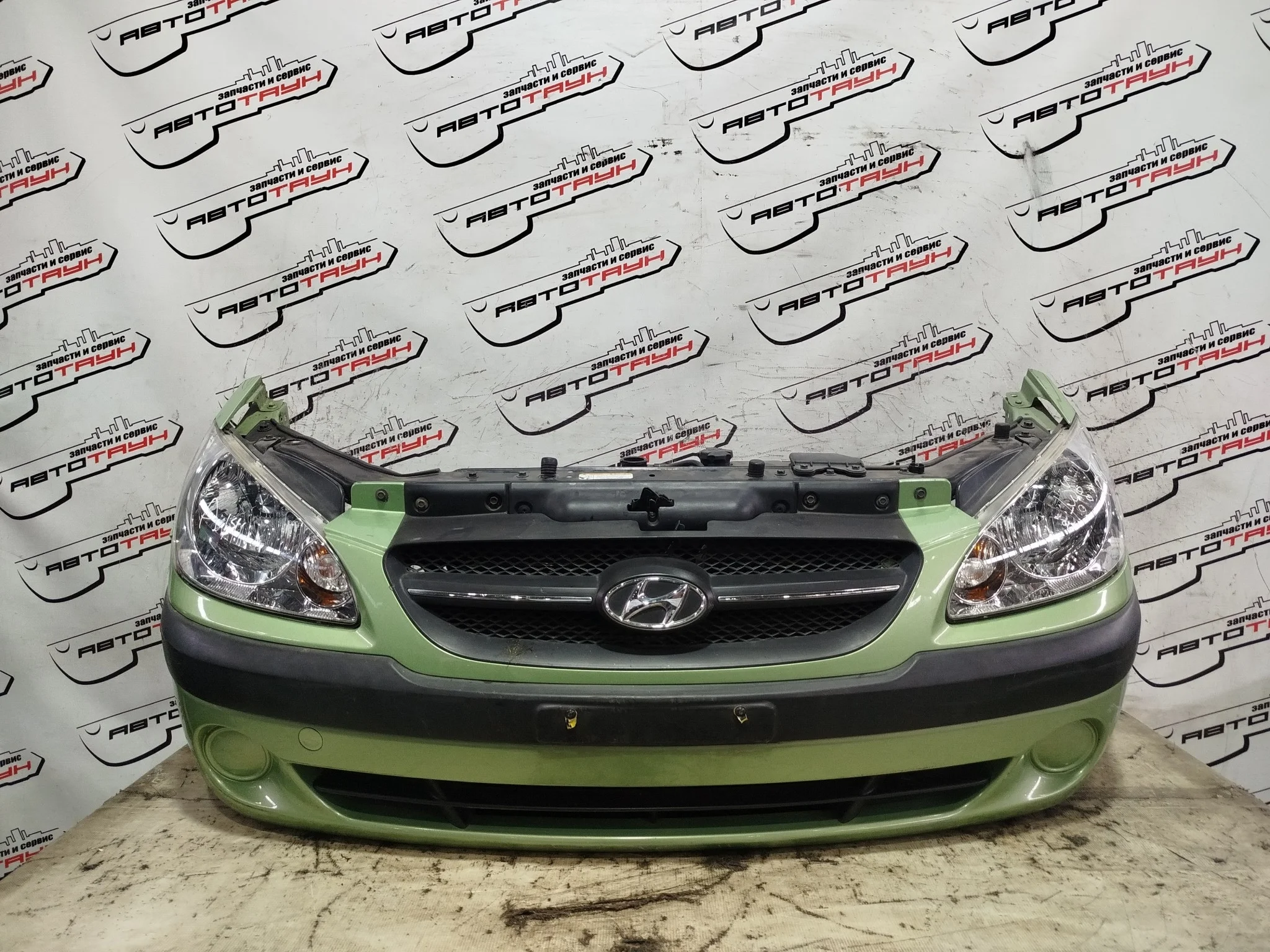 NOSECUT HYUNDAI GETZ TB 2 МОДЕЛЬ 865111C310 зеленый DY388