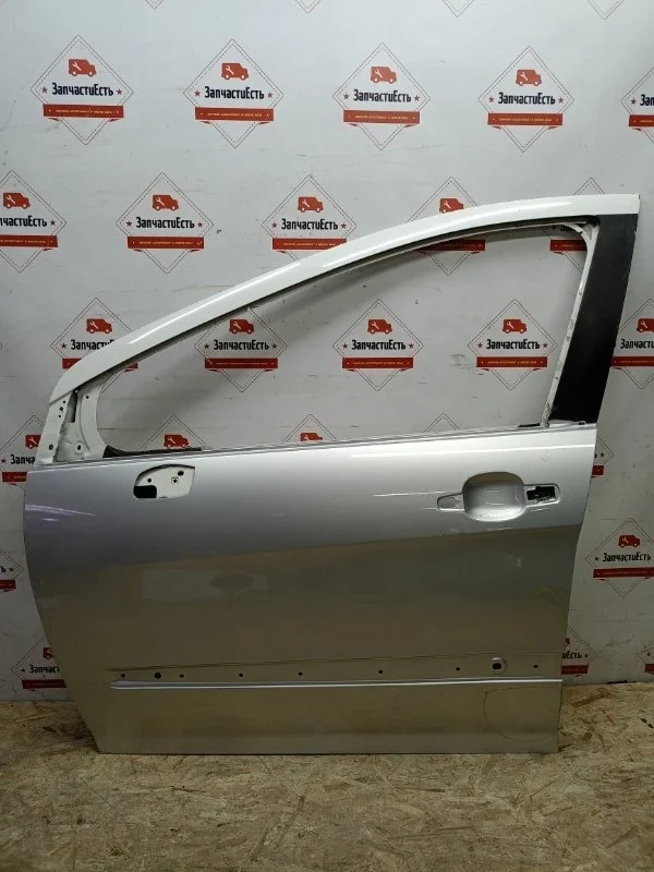 Дверь передняя левая Peugeot 308 2007-2015 9002AW T7