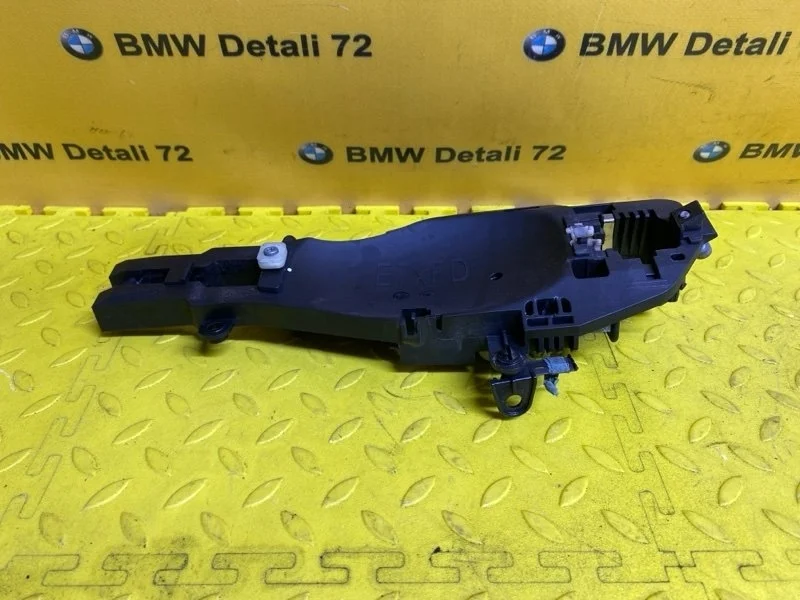 Кронштейн ручки двери Bmw X5 2007 51217193263 E70, передний левый