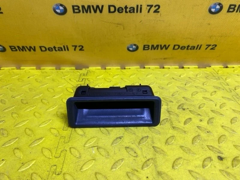 Кнопка открывания багажника Bmw X5 2007 51247118158 E70
