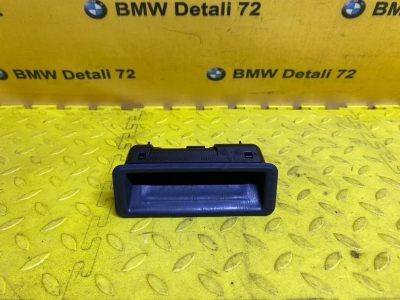 Кнопка открывания багажника Bmw X5 2007 51247118158 E70