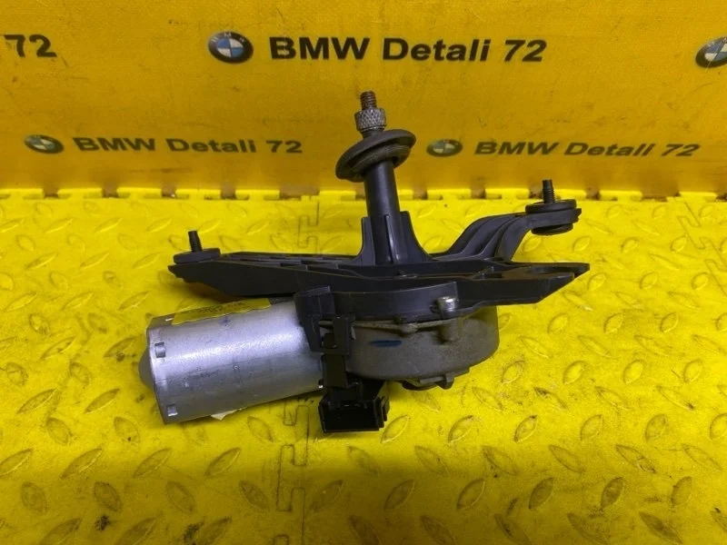 Мотор стеклоочистителя Bmw X5 2007 67636942165 E70