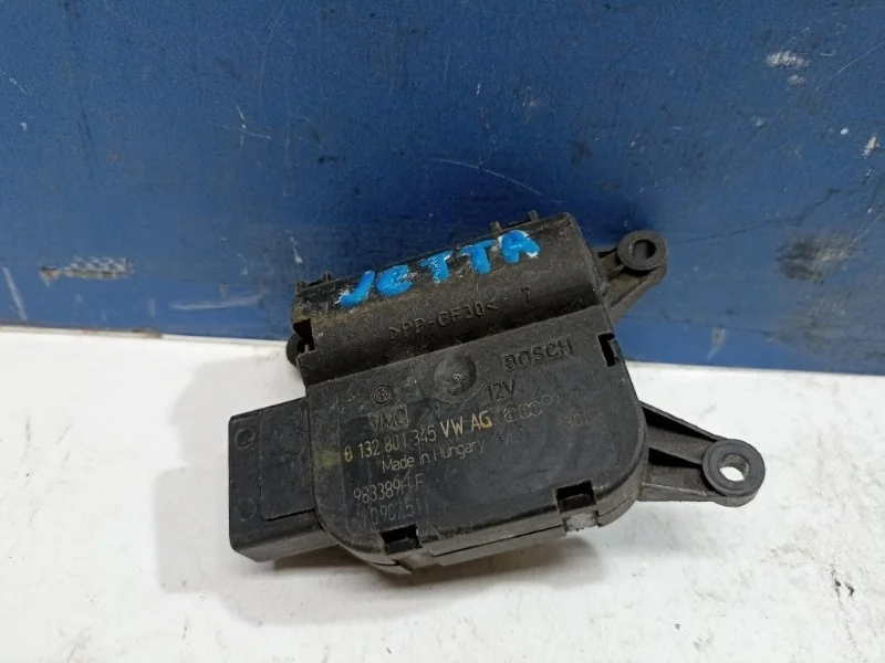 Моторчик заслонки печки Volkswagen Jetta 2009 1K0907511 1K2 1.6 BSE