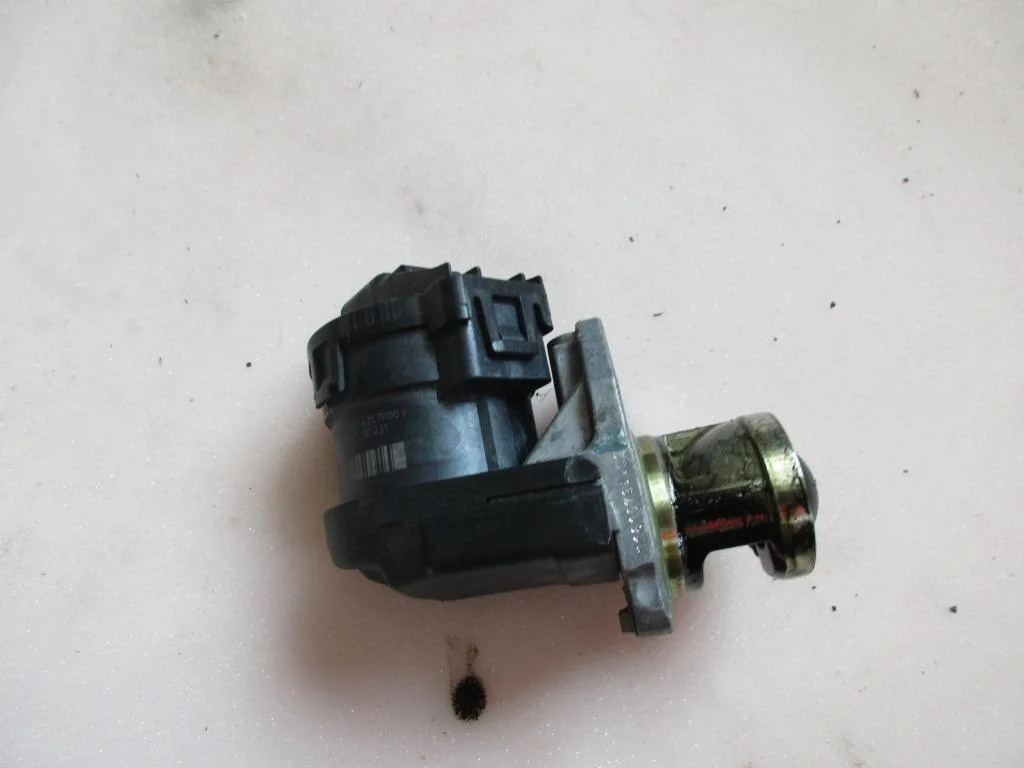 Клапан EGR Mercedes-Benz