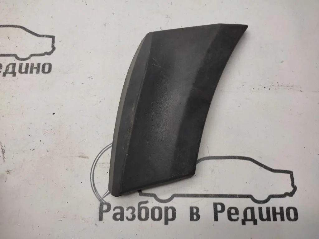 Молдинг крыла правый Mercedes-Benz