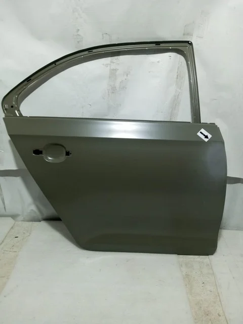 Дверь задняя правая Уценка 30% (вмятина) SKODA RAPID I NH 2012-2020, VOLKSWAGEN POLO VI CK4 2020-
