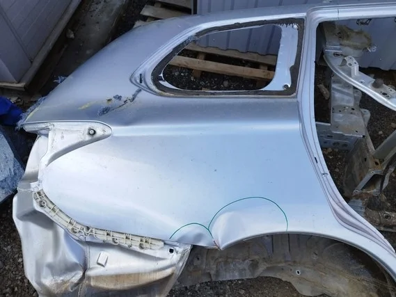 Крыло заднее правое (подмято) GF2W MITSUBISHI OUTLANDER GF 2015-2018, OUTLANDER GF 2012-2014, OUTLANDER GF 2014-2015