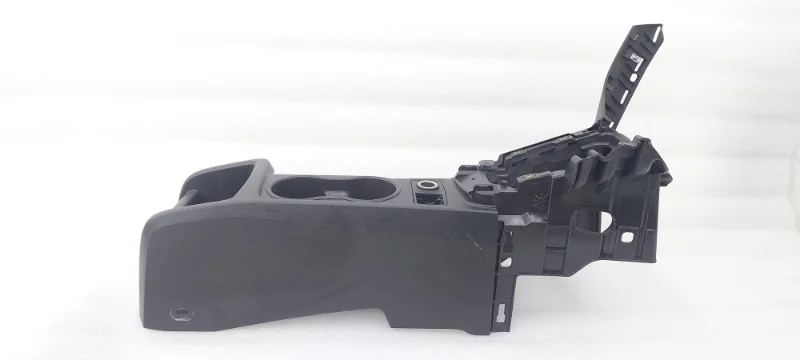 Центральная консоль Ford Focus 2013 CB8