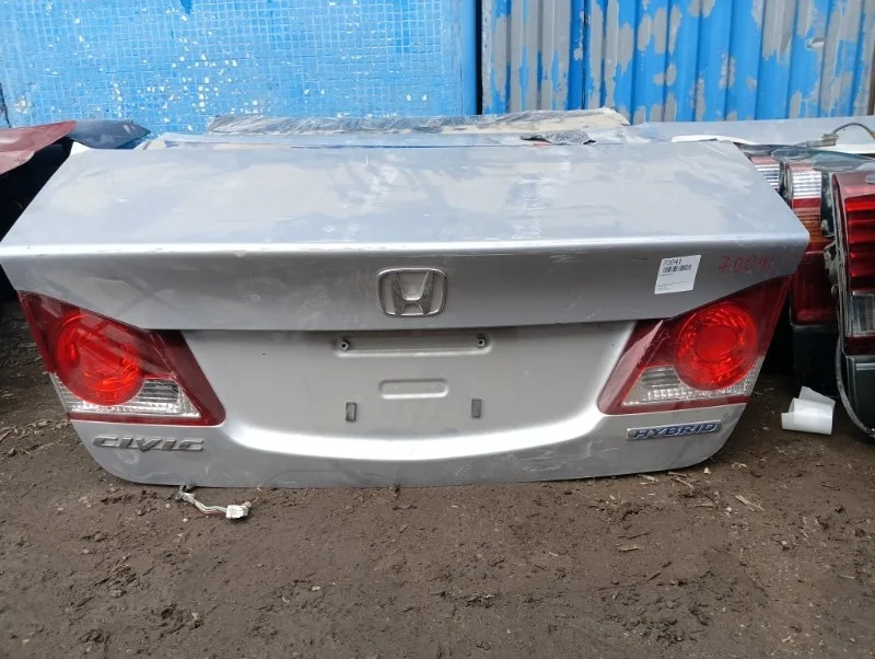Крышка багажника Honda Civic 8 2006-2011 4D