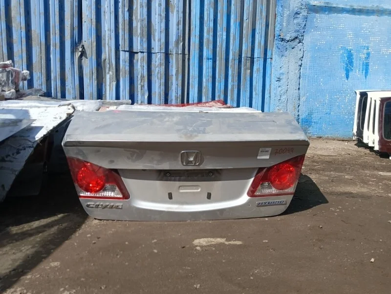 Крышка багажника Honda Civic 8 2009-2011 4D