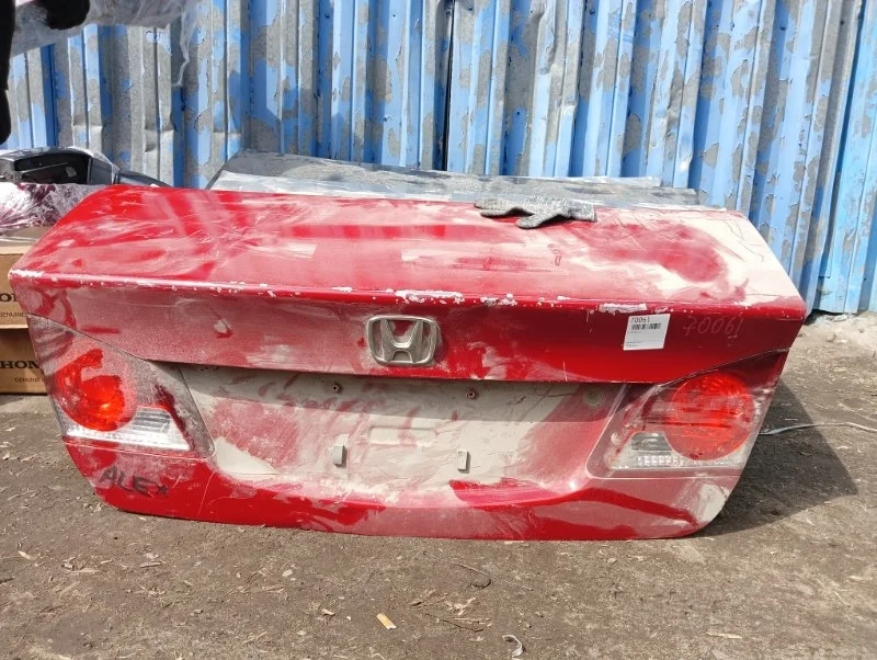 Крышка багажника Honda Civic 8 2006-2011 4D
