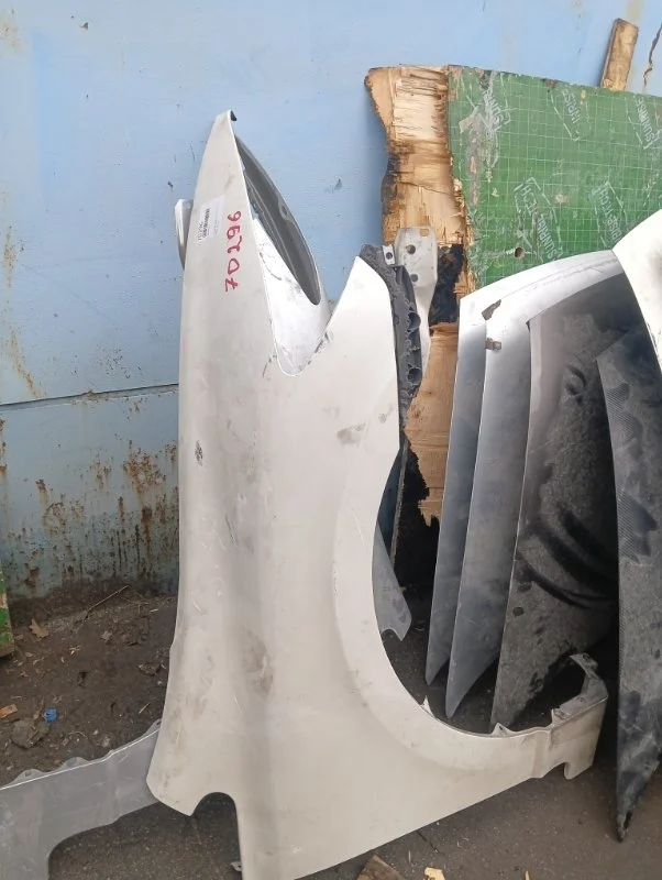 Крыло Honda Civic 8 2006-2011 4D