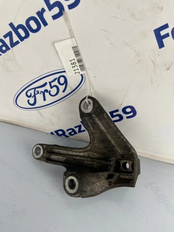 Кронштейн МКПП (Тринога) Ford C-Max 2008 1326816 C214 1.8 (QQDB)