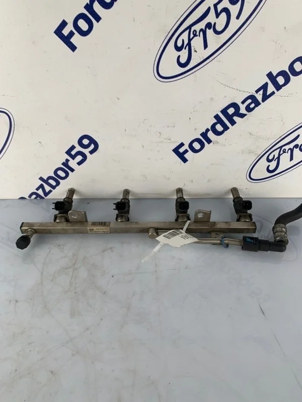 Рампа топливная Opel Astra 2010 55559375 H 1.6 (Z16XER)