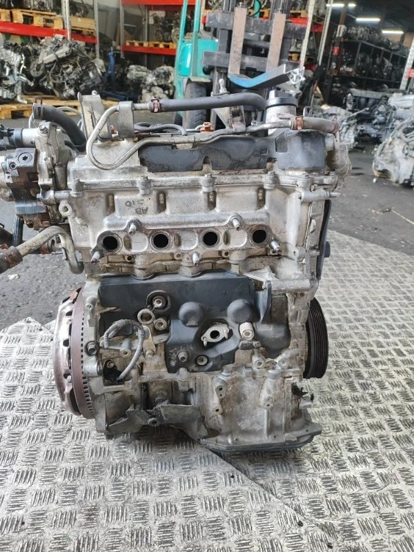 Двигатель Toyota Yaris 1900033210 1NDTV