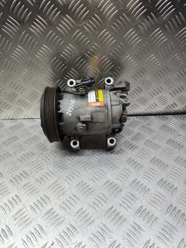 Компрессор кондиционера Nissan Almera Primera 926009F510 B10 P12 N16 QG16DE QG18DE