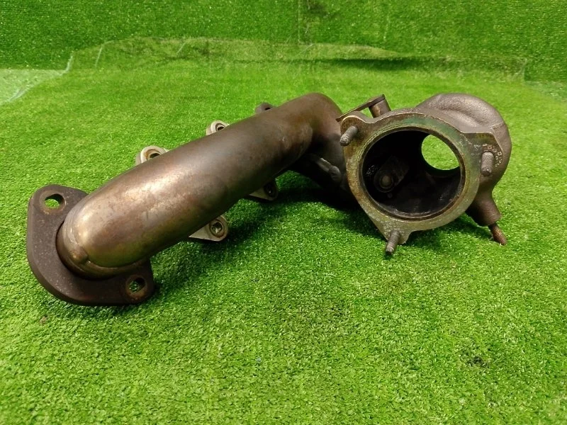 Горячая часть турбины Mercedes-Benz C180 2012 A2710903580 W204 271.860