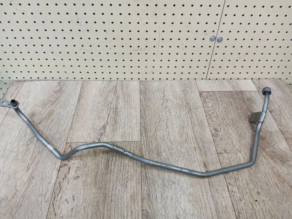 Трубка системы охлаждения АКПП Audi A4 B8 рестайлинг (2011—2015) A4 B8 рестайлинг (2011—2015) B8