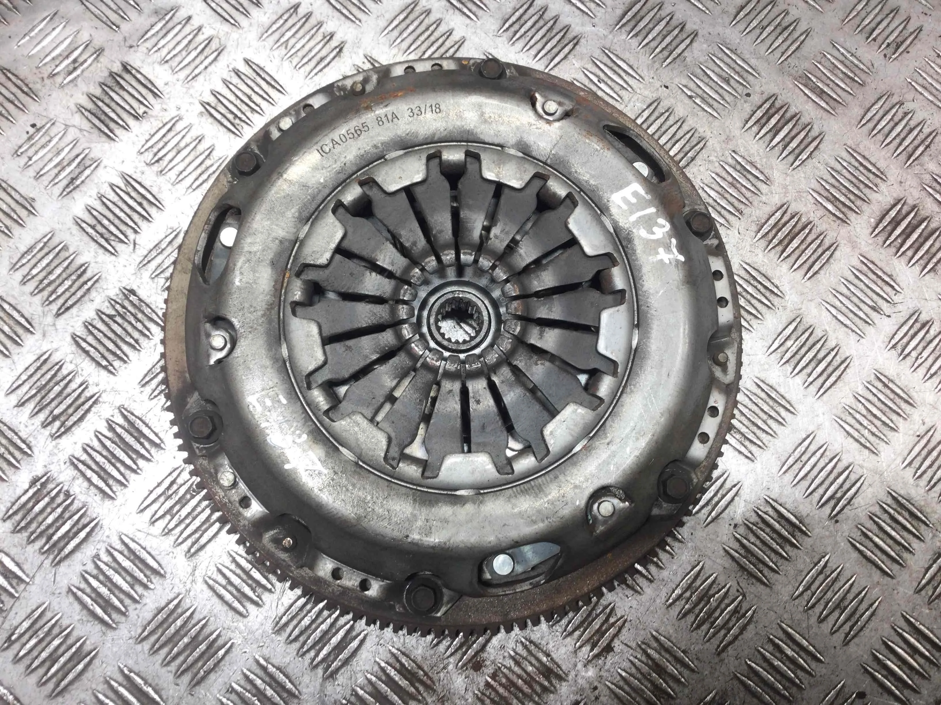 Маховик Ford Focus 2 поколение (2005-2008) бензин 1.6 i Механика