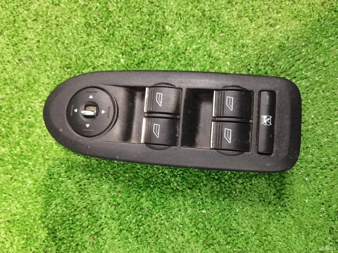 Блок кнопок стеклоподъемников ford focus 2