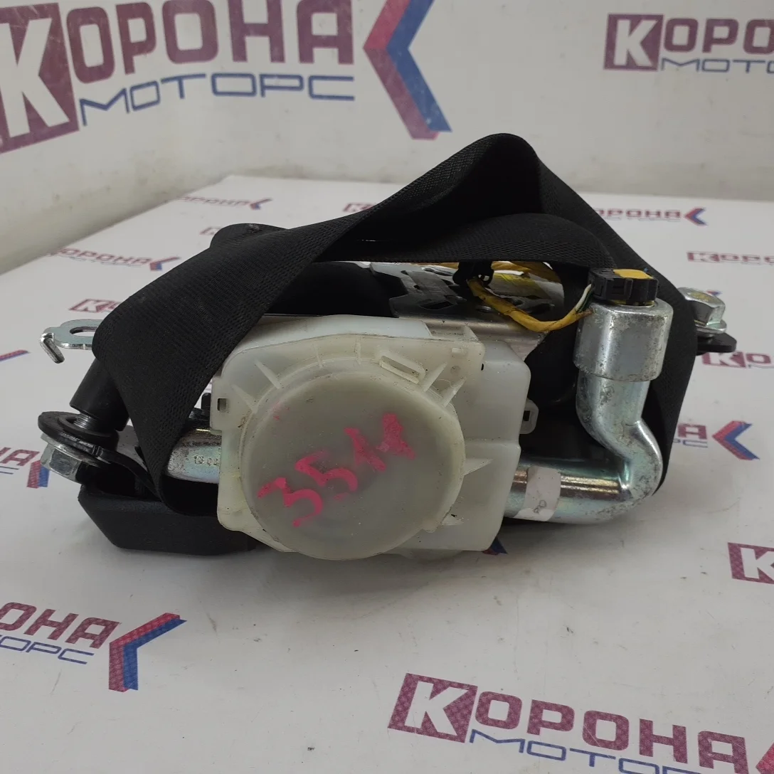 Ремень безопасности передний правый Б/У оригинал