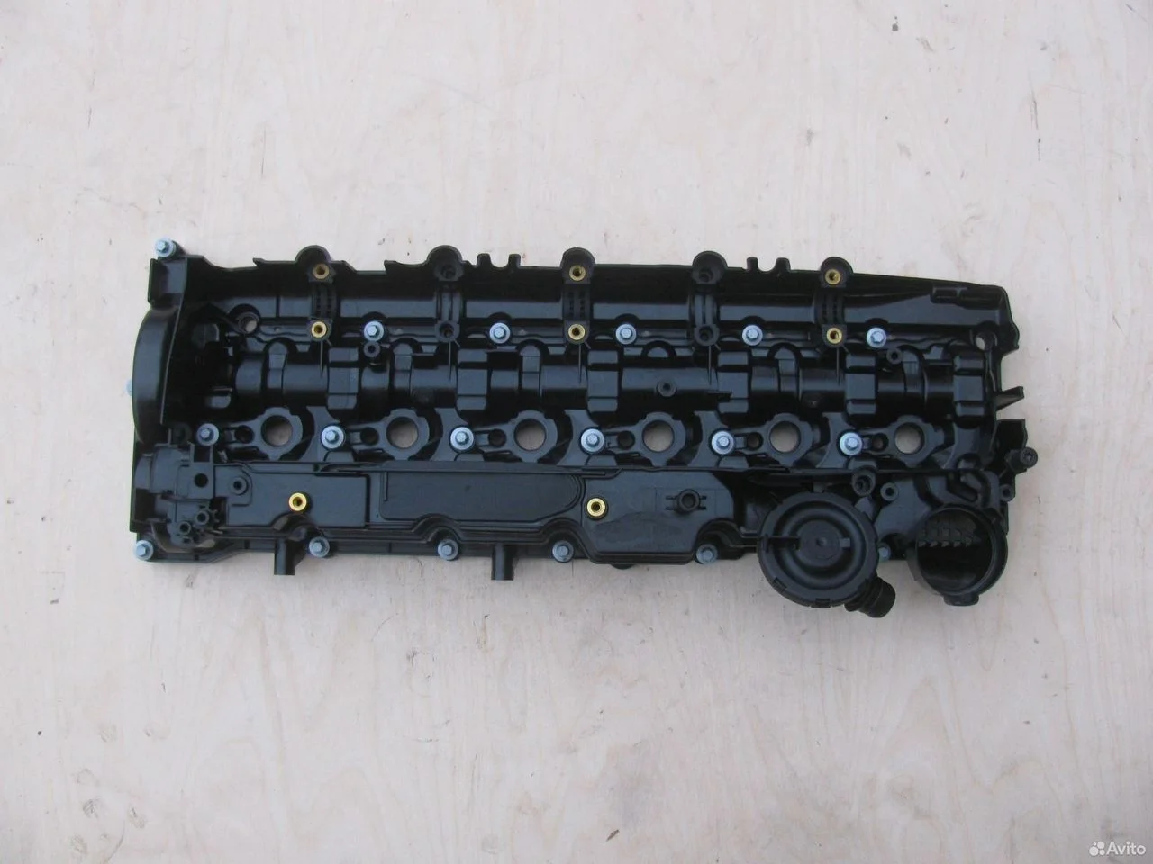 Клапанная крышка bmw n57 e90 f10 f15 f16 e70 e71