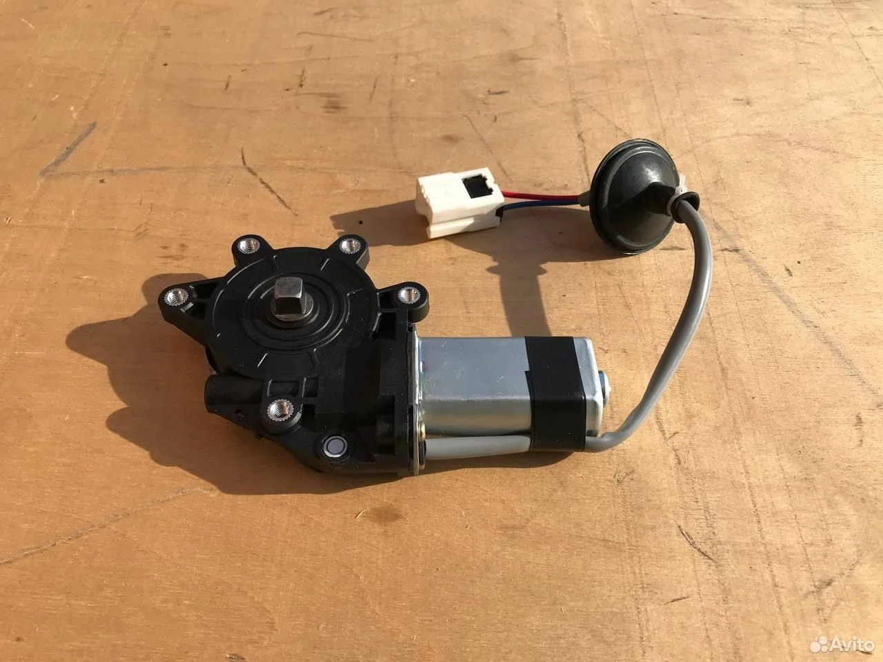 Мотор стеклоподъемника nissan murano z50 2 pin