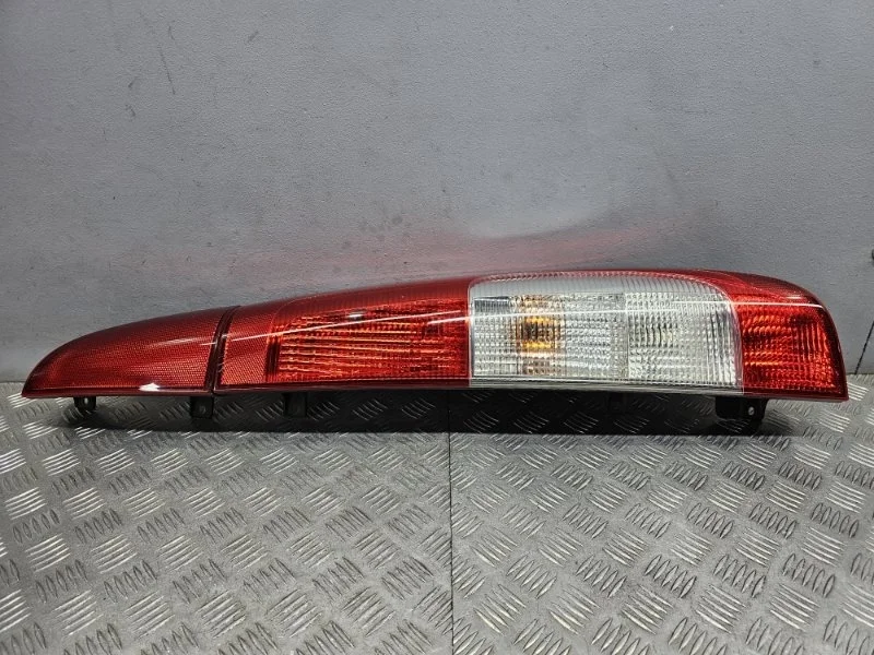 Фонарь Mercedes Viano W639