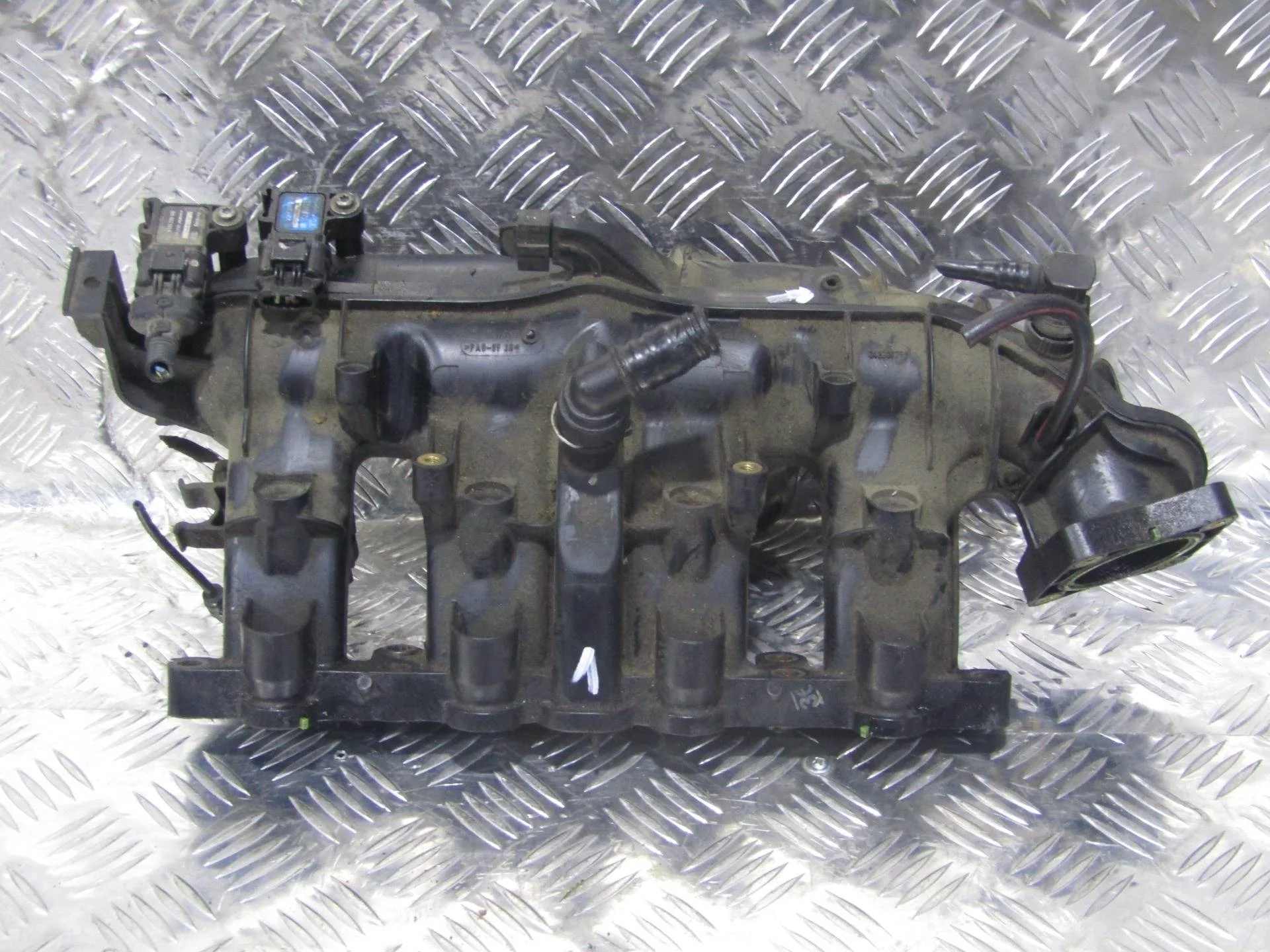 впускной коллектор Opel Astra J